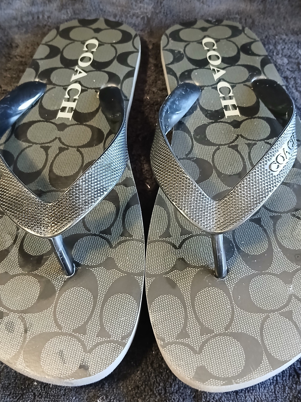 COACH Black Logo Pattern Flip Flops